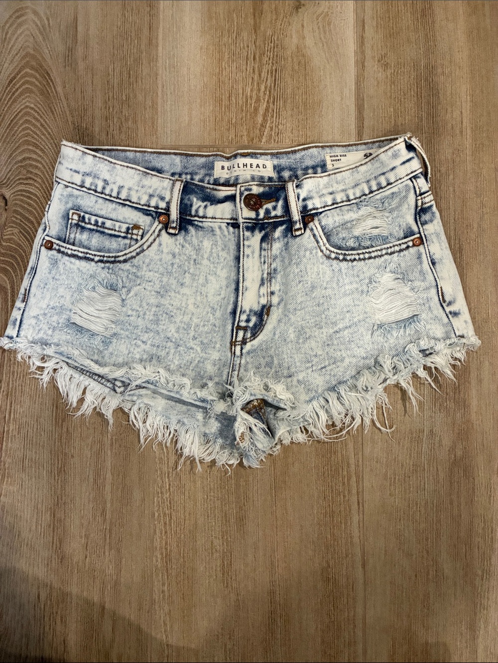 Bullhead Acid Wash Frayed Denim Shorts - Light Blue